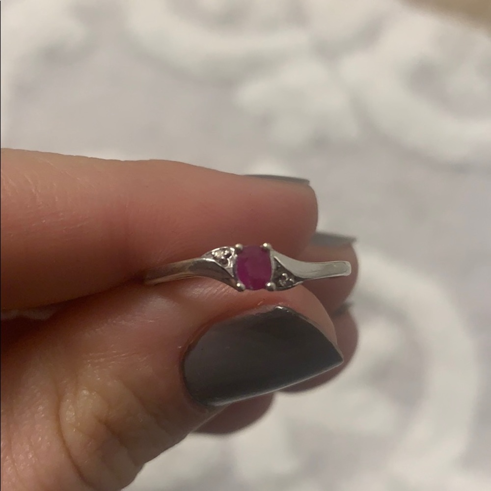 Ruby ring size 8
